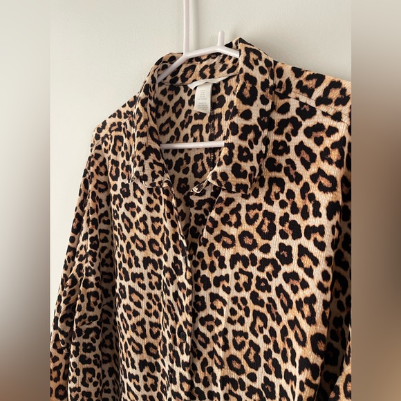 H&M Leopard Print Long Sleeved Dress [XL] - Picture 3 of 7